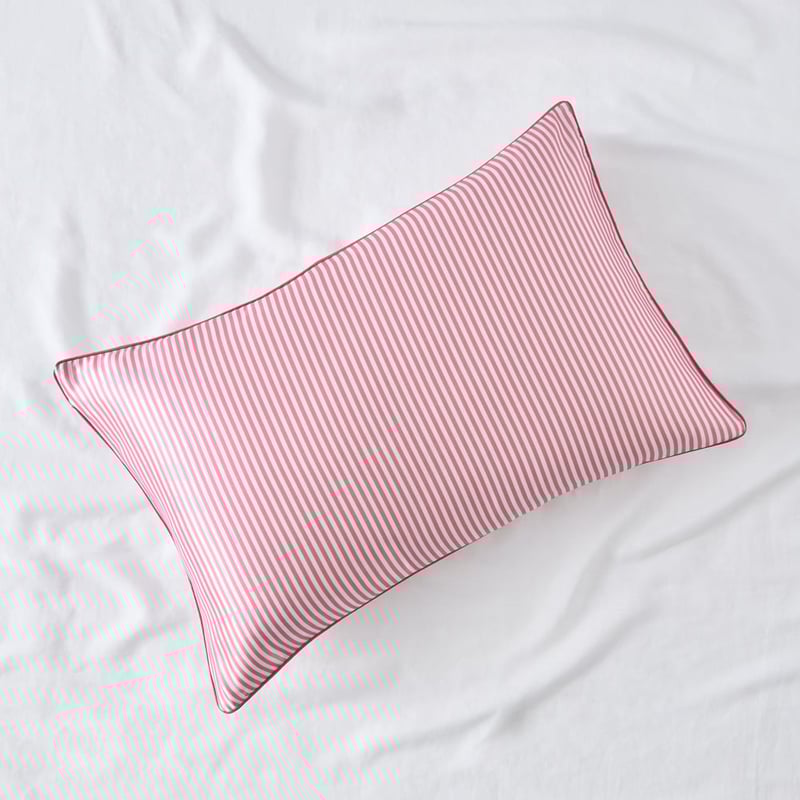 Pure Silk Strawberries Printed Pillowcase