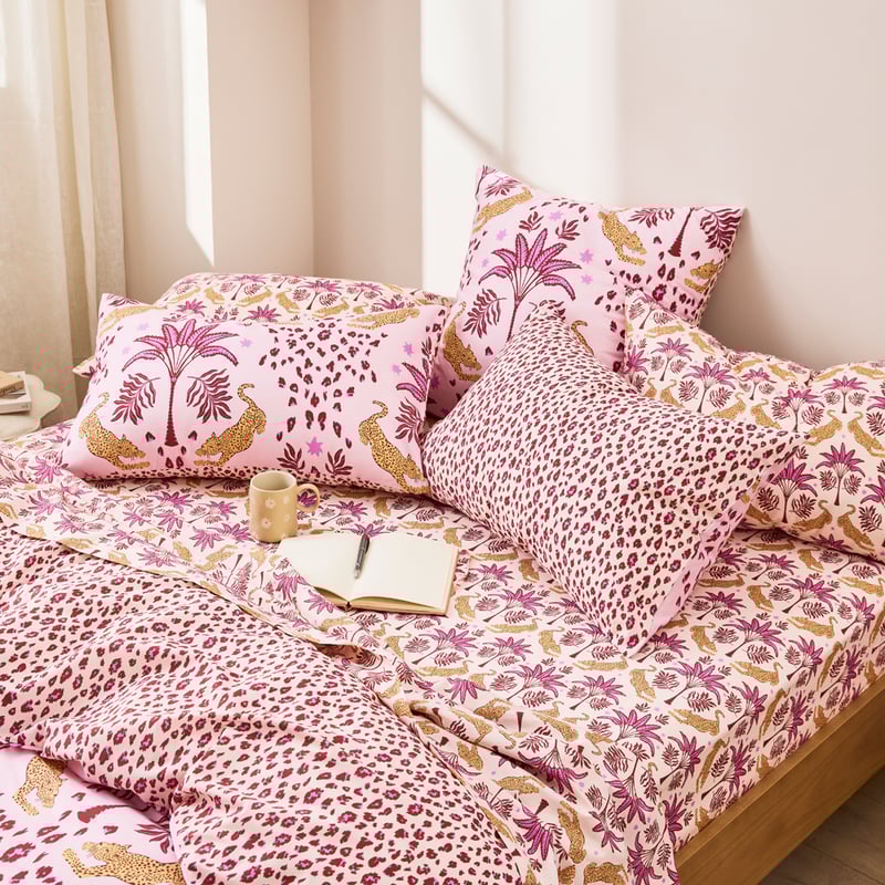 Sweet Dreams Leopard Palm Pink Sheet Set 