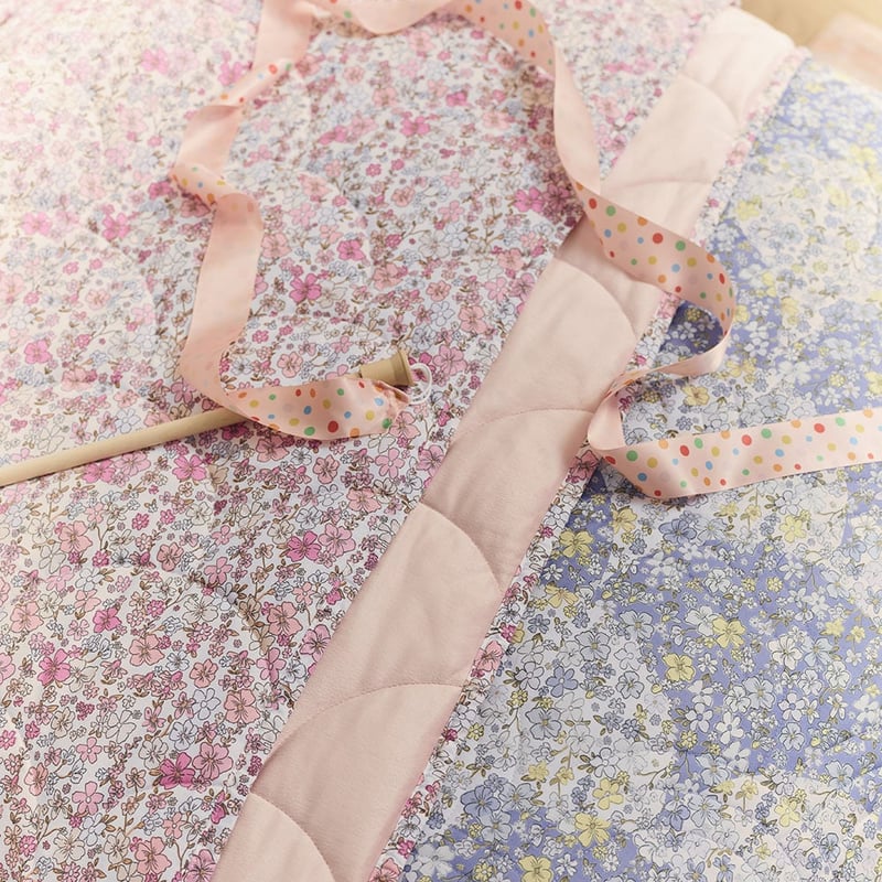 Heirloom Quilted Coverlet Pink