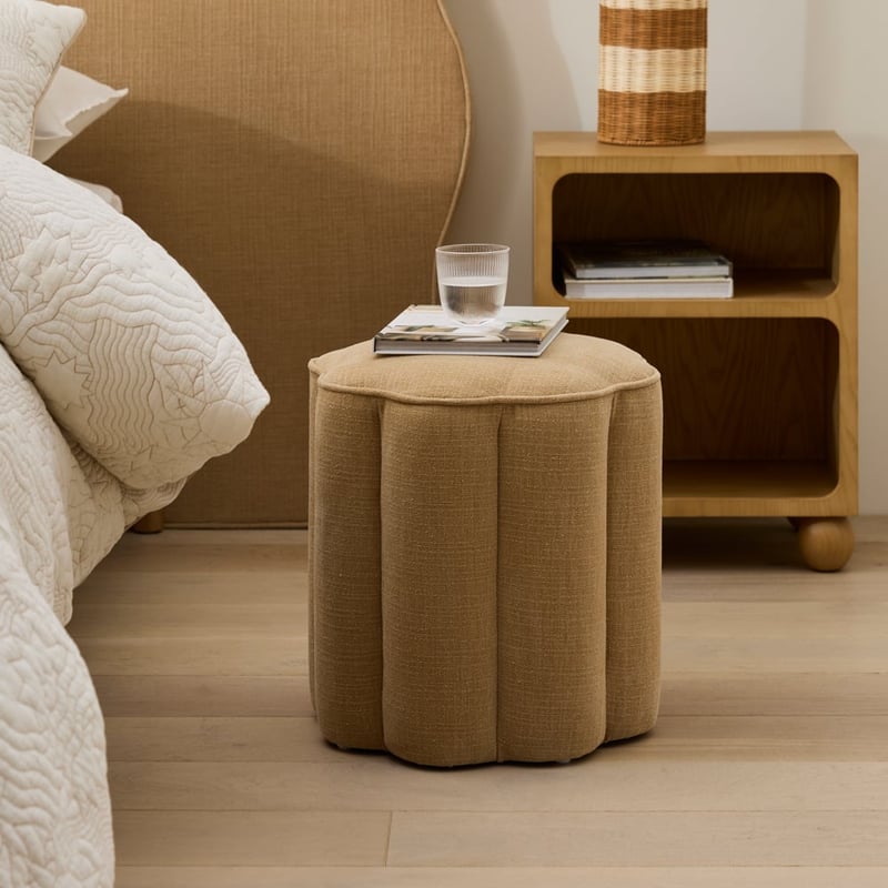 Della Sesame Ottoman