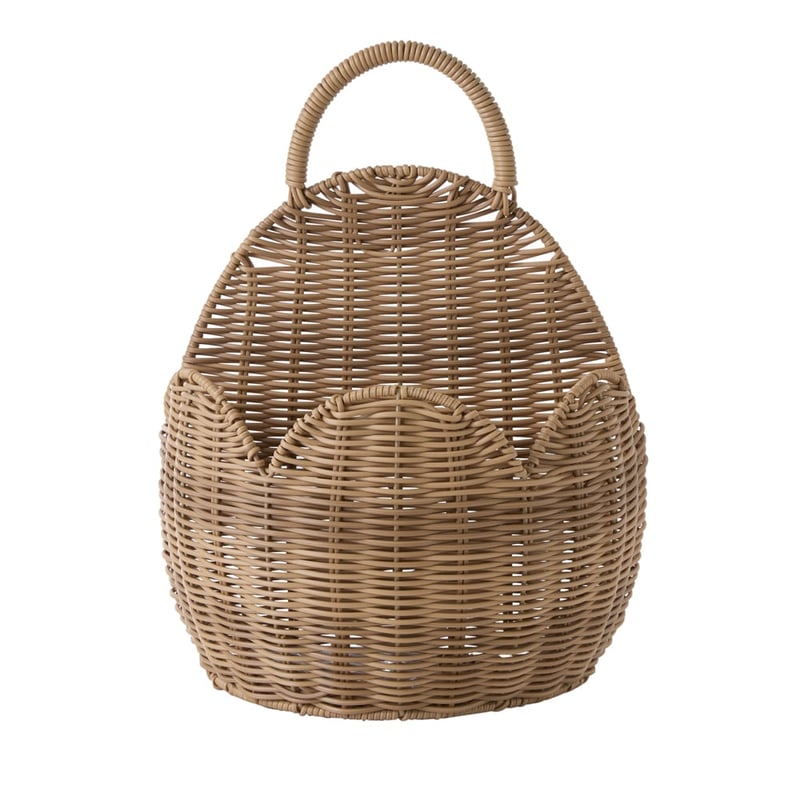 Hanging Scalloped Natural Basket