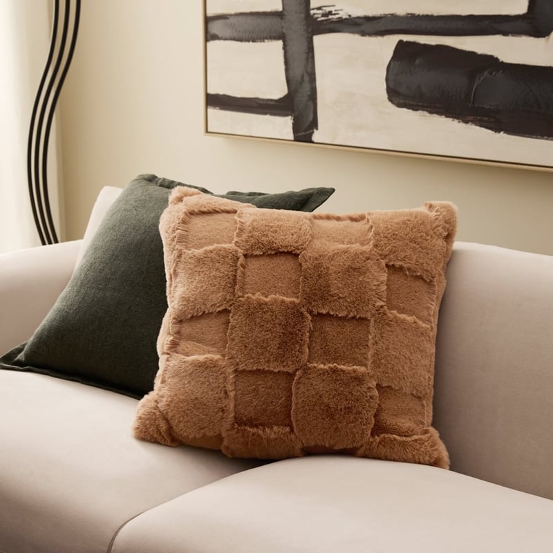 Clea Macchiato Check Fur Cushion