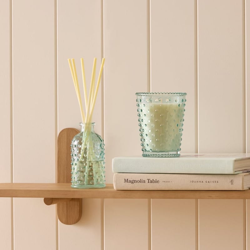 Zaha Coconut & Lime Candle 430g