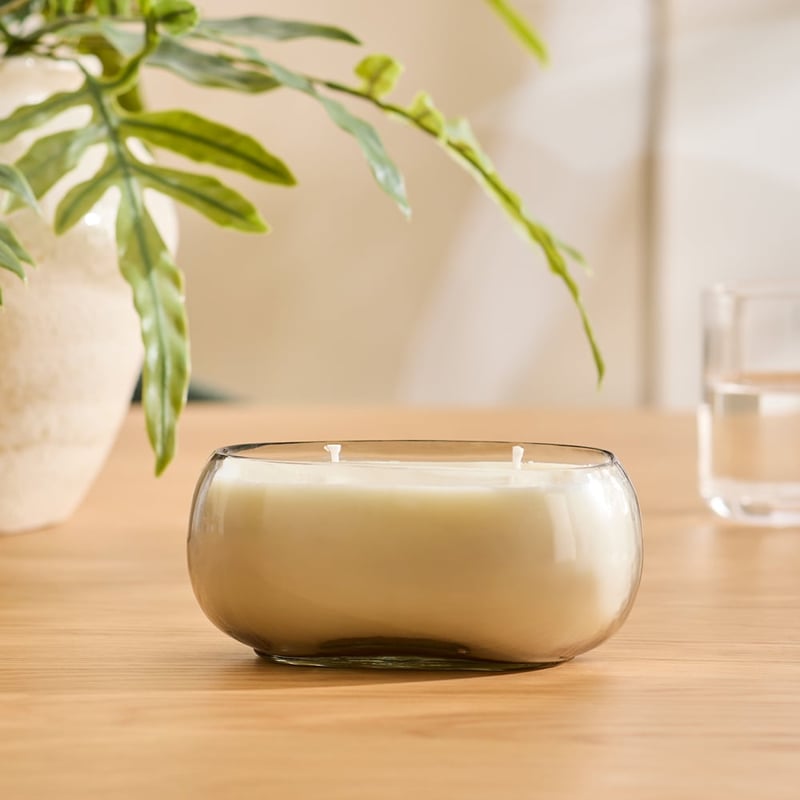 Pluto Oud Amber Candle 400g