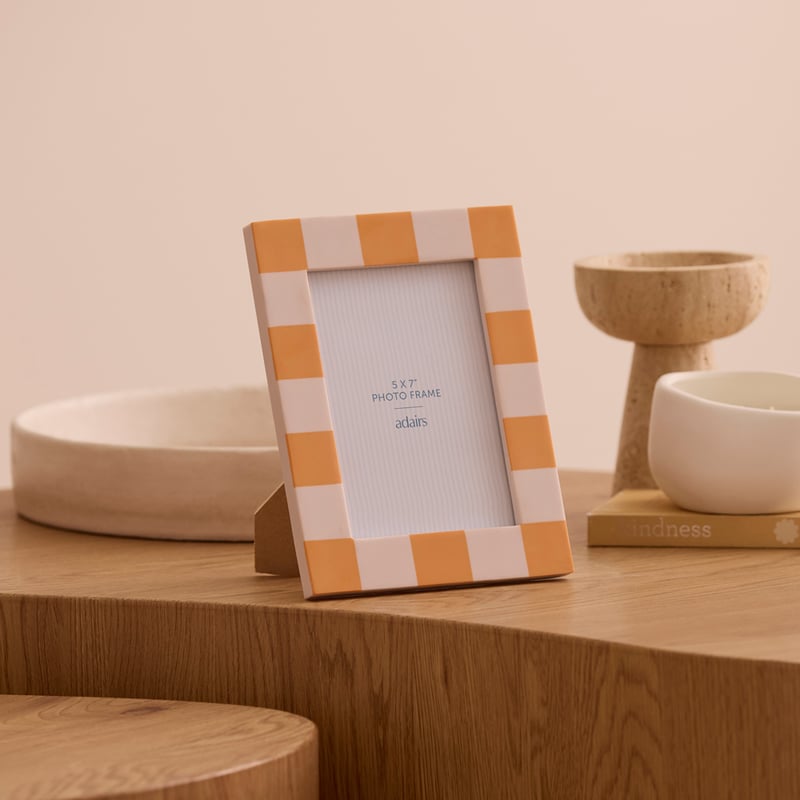 Palermo Peach Checkerboard Resin Frame