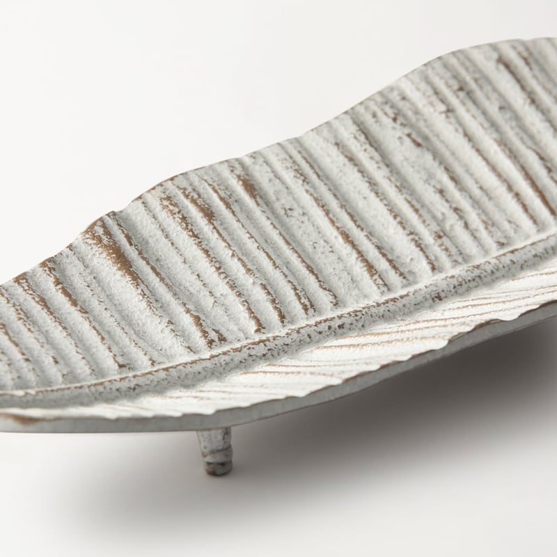 Resort Collection White Leaf Medium Platter