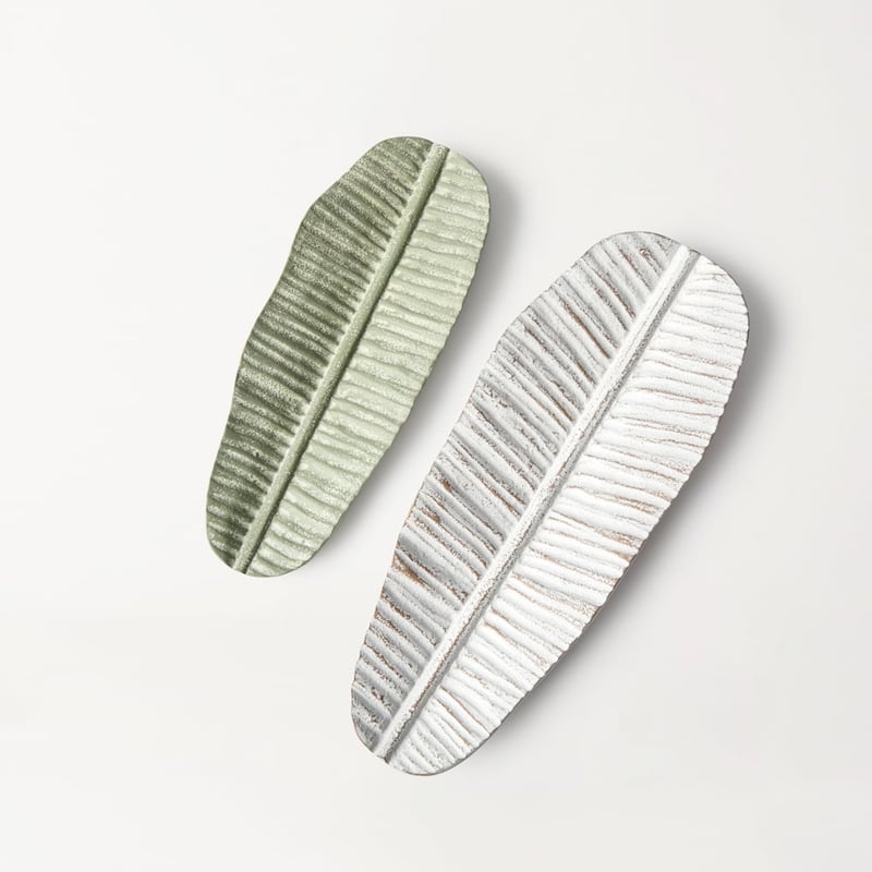Resort Collection White Leaf Medium Platter