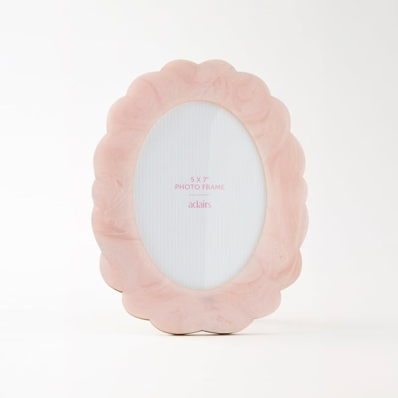 Bellagio Pink Scallop Oval Photo Frame