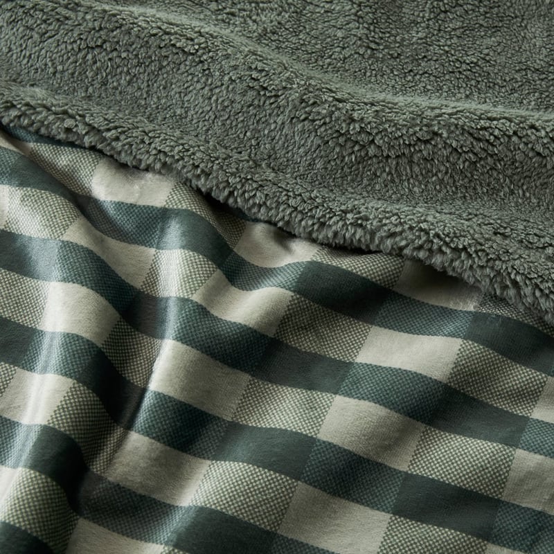 Maisy Green Tile Pet Blanket