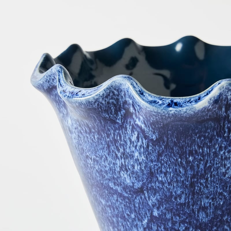 Frill Deep Blue Pot
