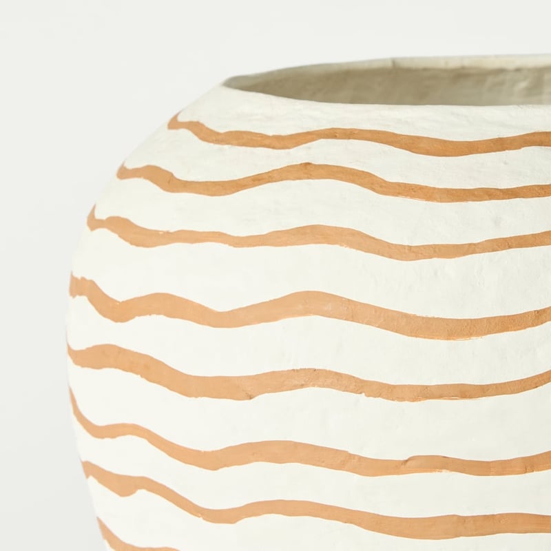 Zola Terracotta & White Pot