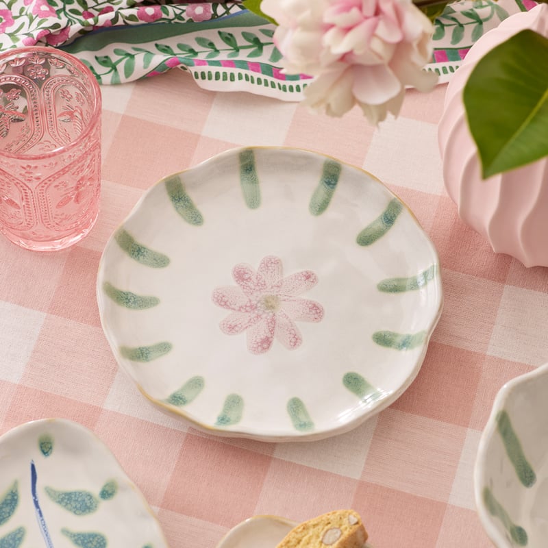 Flower Fields Pink Flower Plate