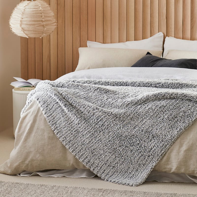 Munich Grey Feather Yarn Throw
