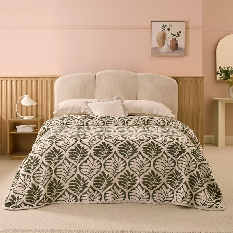 Natural & Olive Leaf Sherpa Blanket