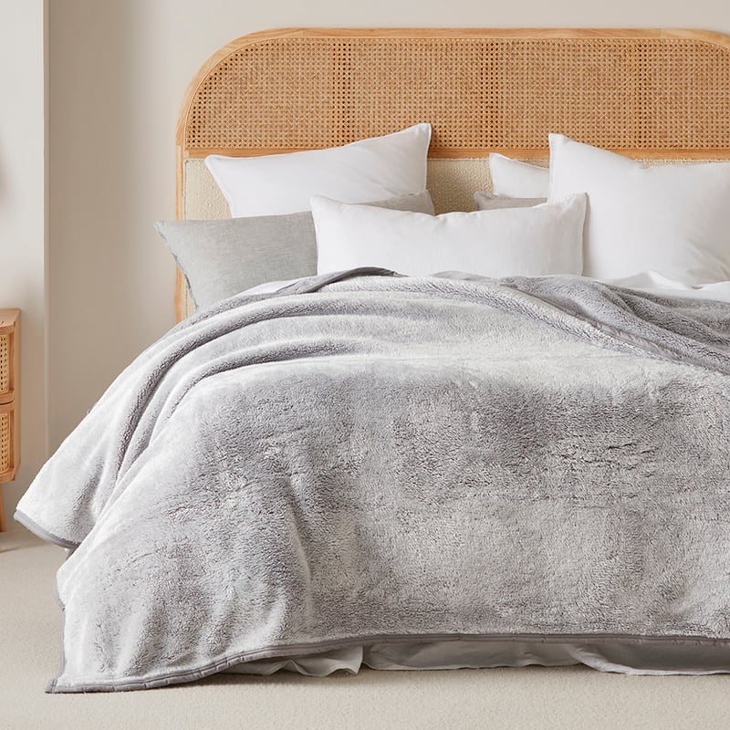 Ultrasoft Silver Frost Blanket