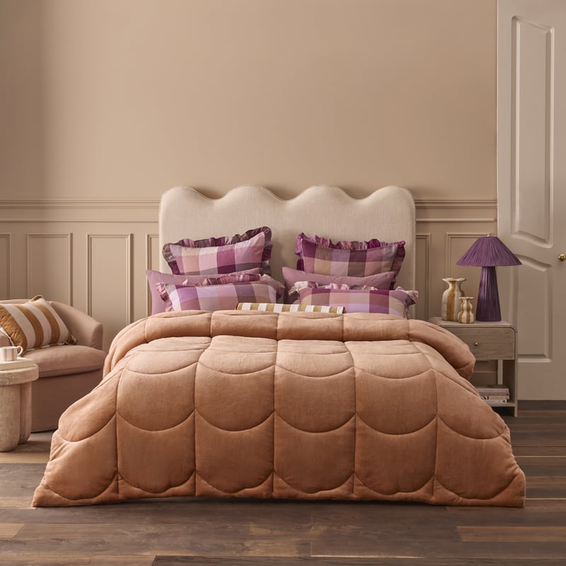 Hazelnut Wave Plush Quilted Comforter Blanket