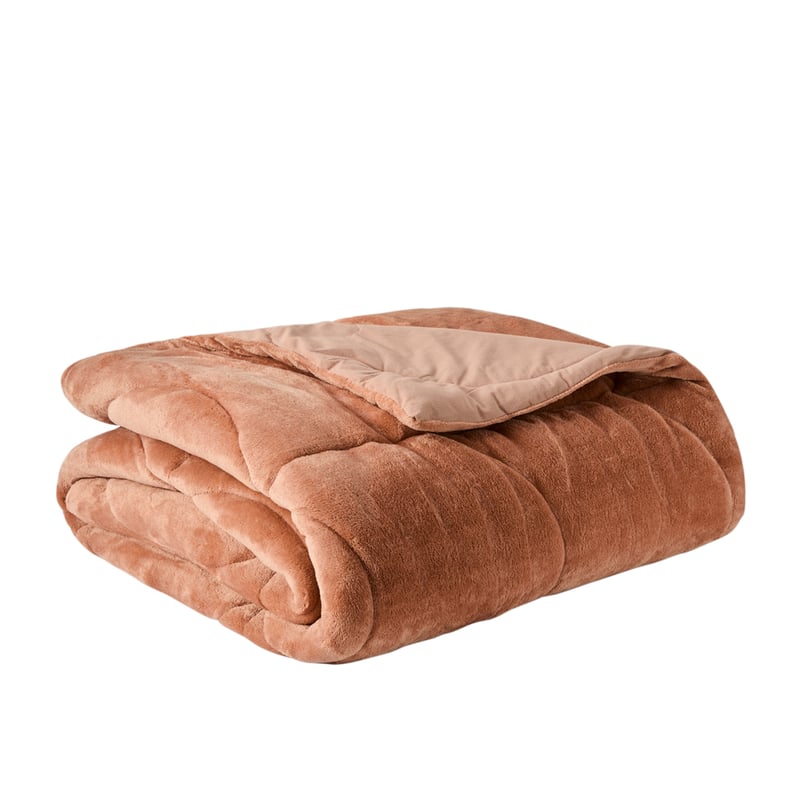 Hazelnut Wave Plush Quilted Comforter Blanket
