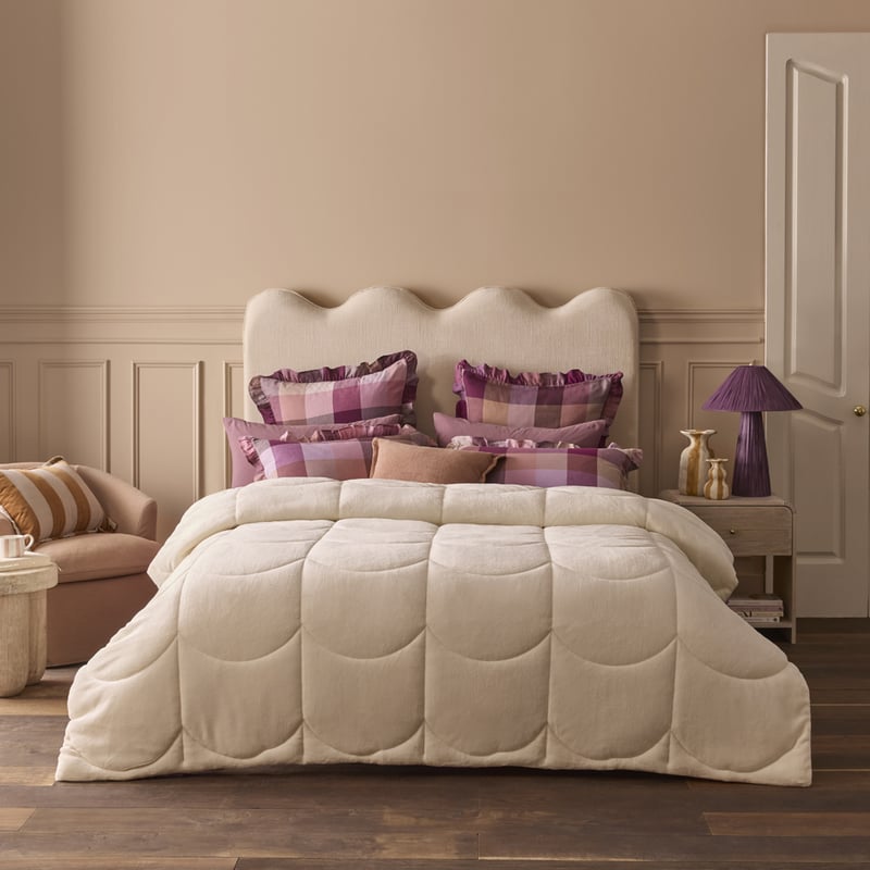 Natural Wave Plush Quilted Comforter Blanket