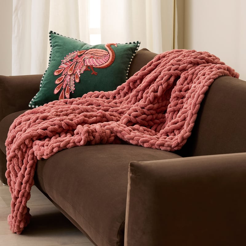 Belmont Rose Chunky Knit Throw	