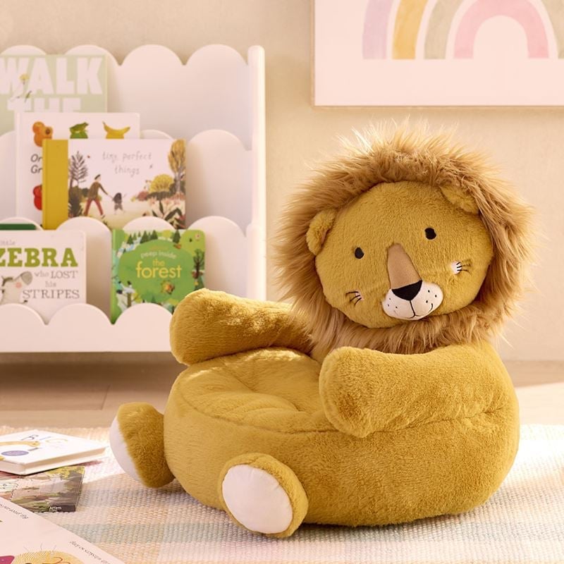 Leo Lion Mustard Cuddle Chair
