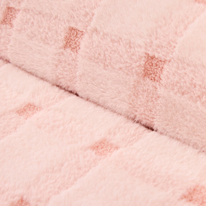 Estonia Pink Check Blanket