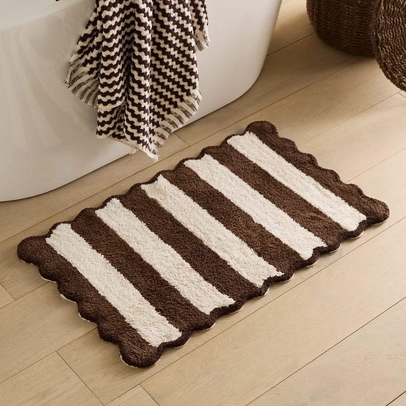 Scallop Truffle & Natural Stripe Bath Mat