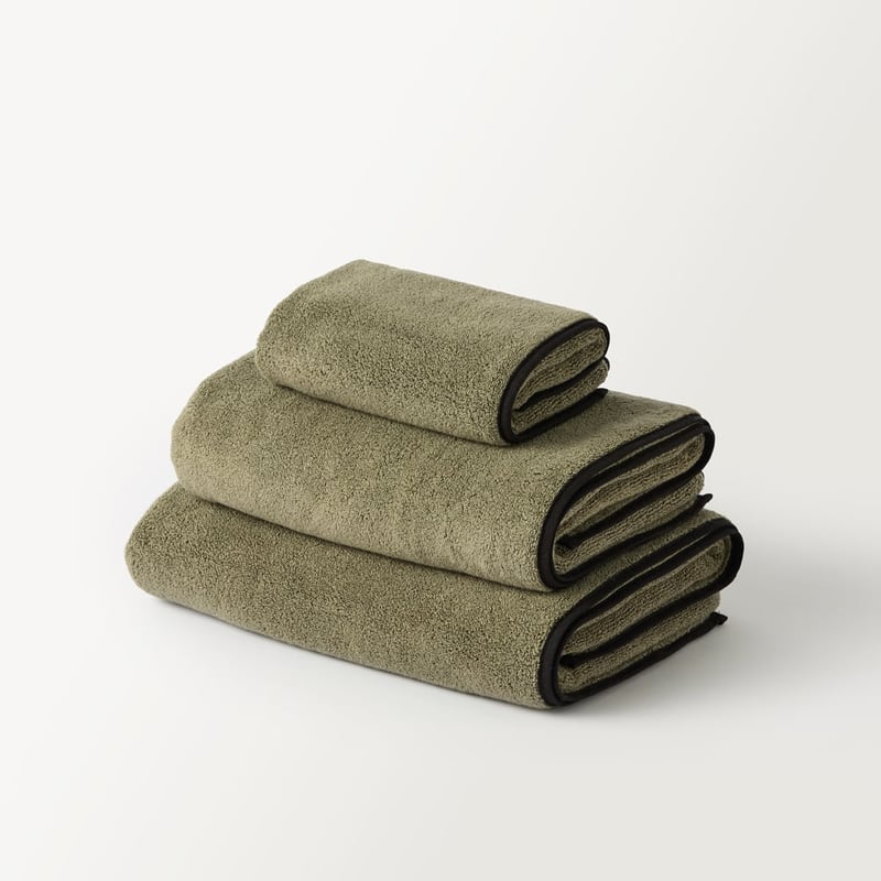 Dorchester Moss & Black Towel Range 