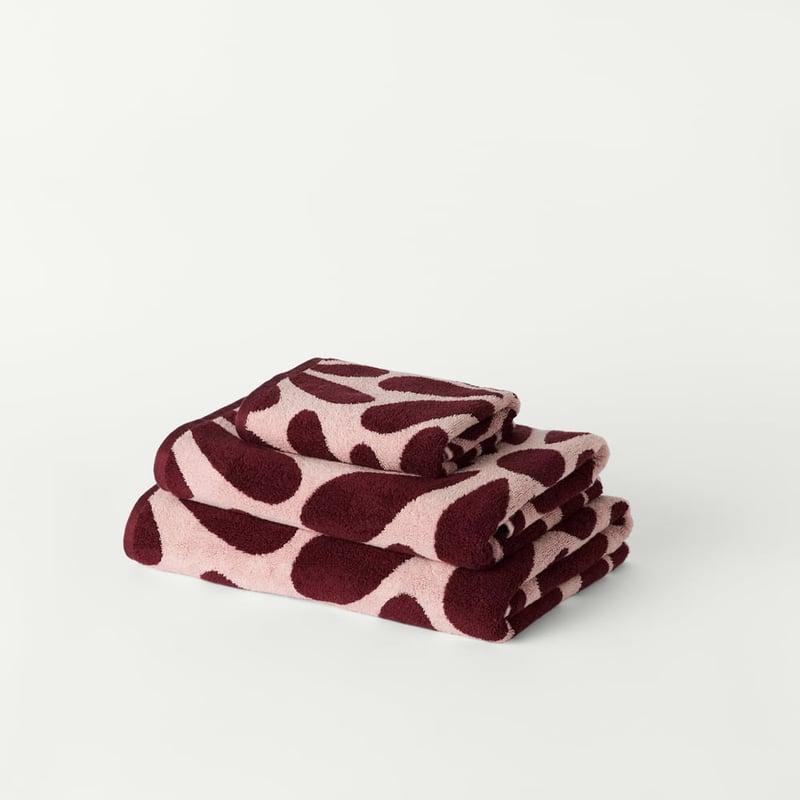 Amelia Rose & Windsor Wine Floral Reversible Towel Range