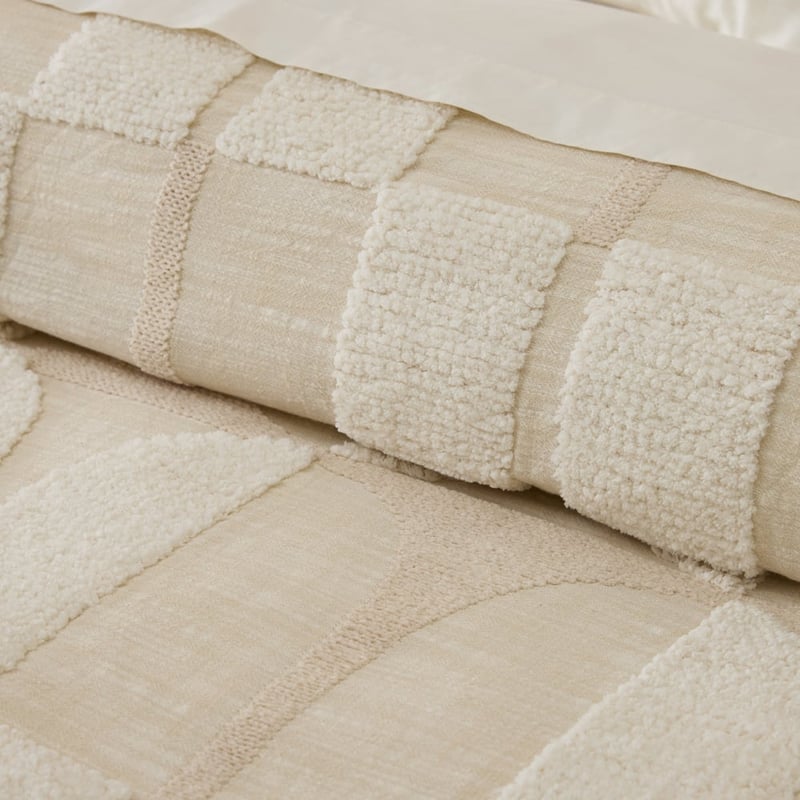 Hendrix Tufted Natural Pillowcases