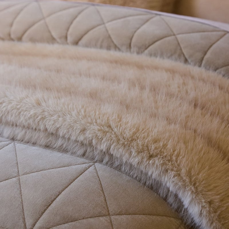 Lucerne Pebble Recycled Fur Blanket