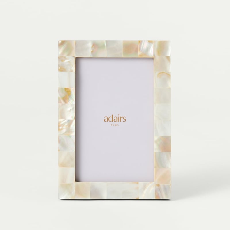 Pearla Natural Portrait Frame