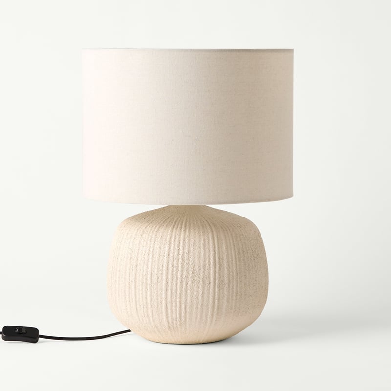 Luma White Matte Table Light