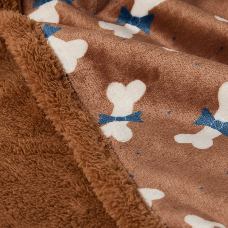 Maisy Bow Tie Pet Blanket