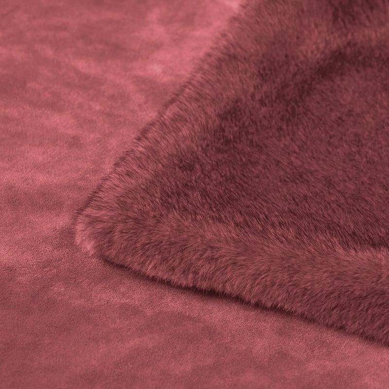 Zurich Mulberry Recycled Fur Pet Blanket