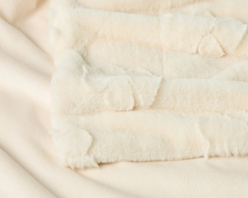 Paws Natural Recycled Fur Pet Blanket