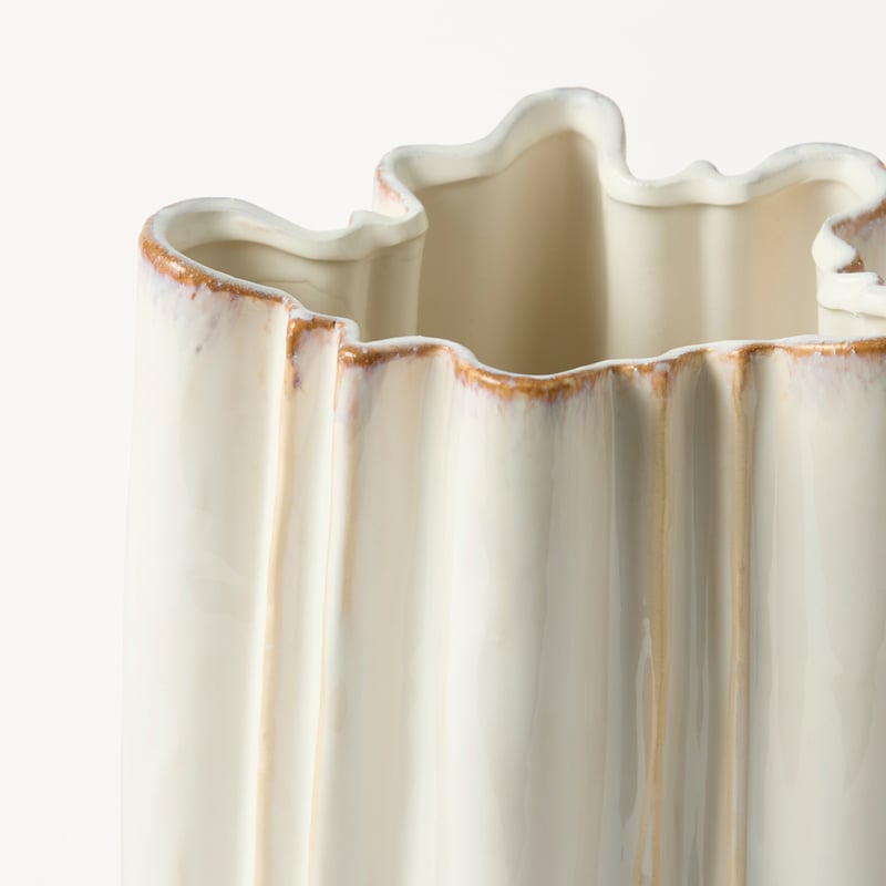 Ripple Cream Vase