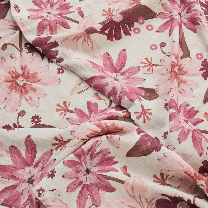 Chloe Berries Floral Throw