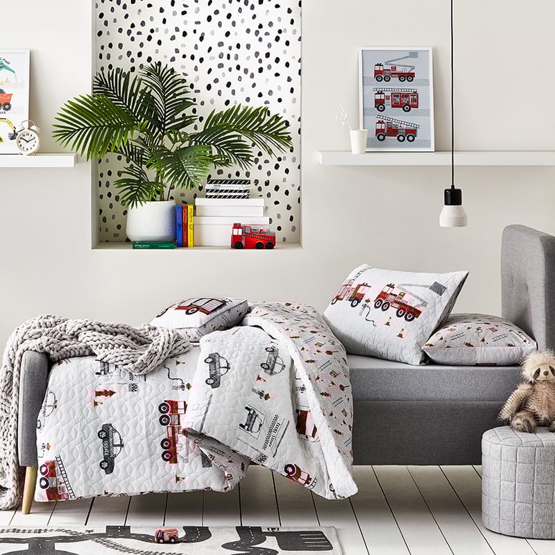 Emergency Quilted Quilt Cover Set