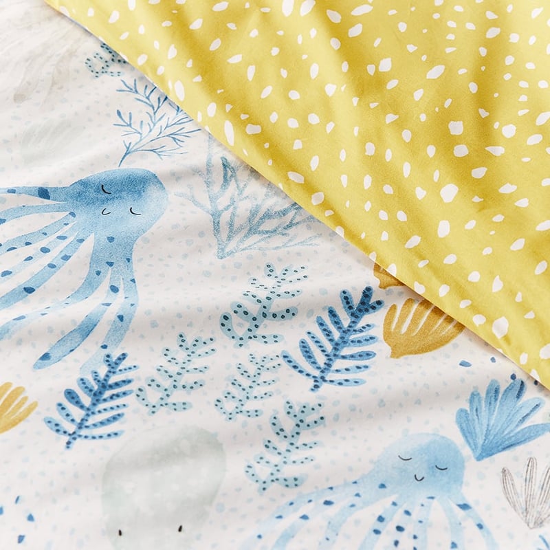 Octopus Garden White Quilt Cover Set