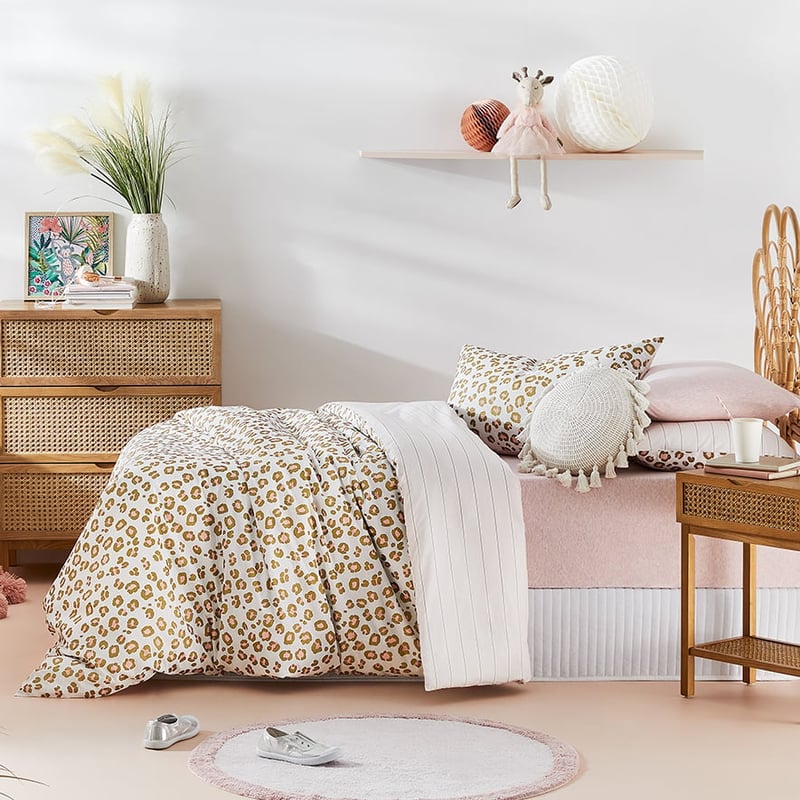 Pastel Leopard Print White Quilt Cover Set