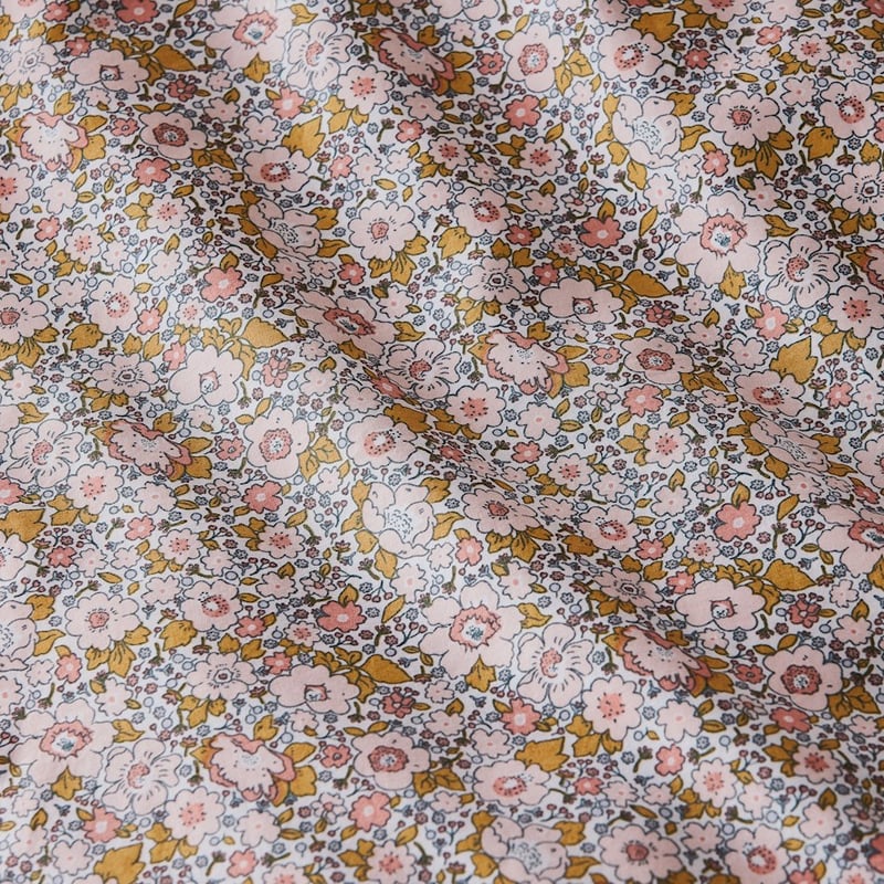 Blossom Scallop Multi Quilt Cover Set