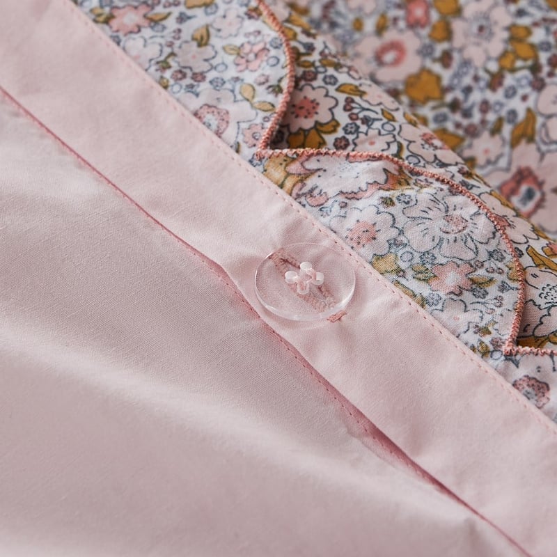 Blossom Scallop Multi Quilt Cover Set