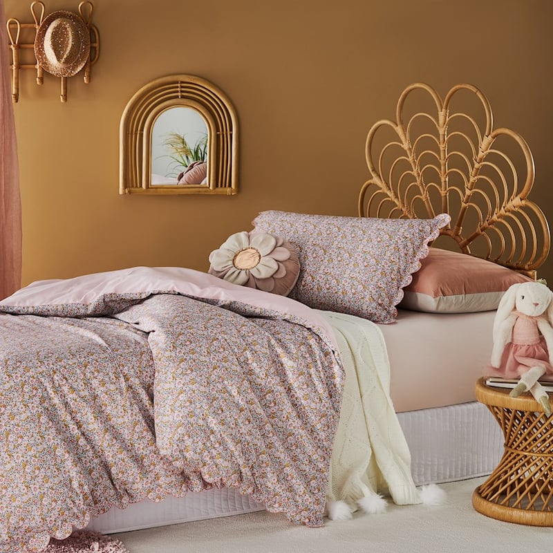 Blossom Scallop Multi Quilt Cover Set