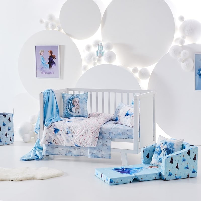 Frozen 2 White Botanical Cot Quilt Cover Set