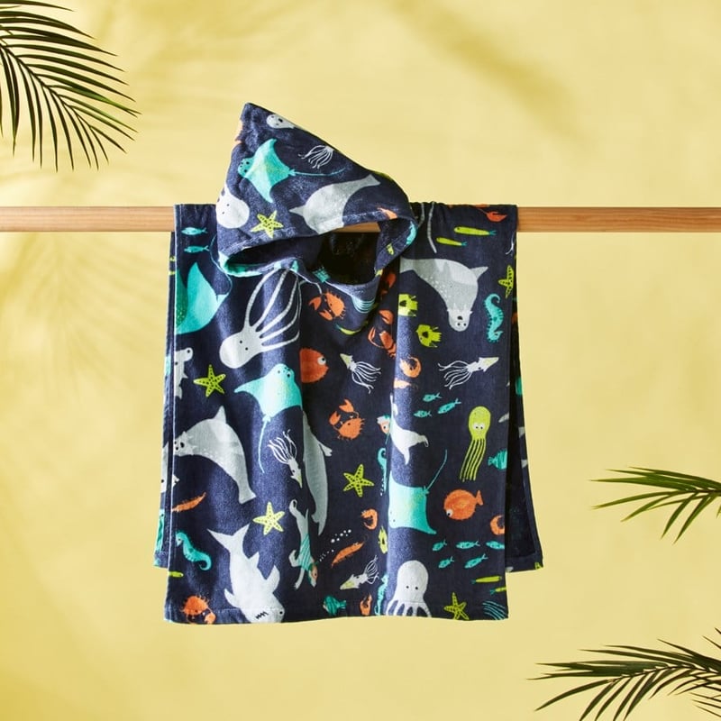 Underwater Small Beach Hooded Towel