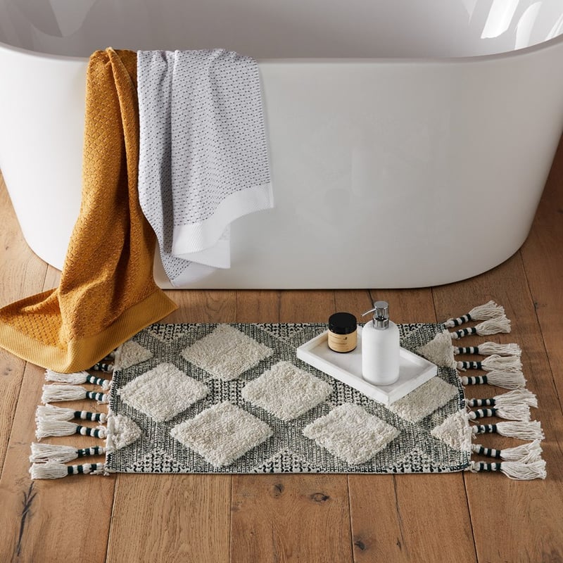 Marlin Tufted Forest & Ivory Bath Mat