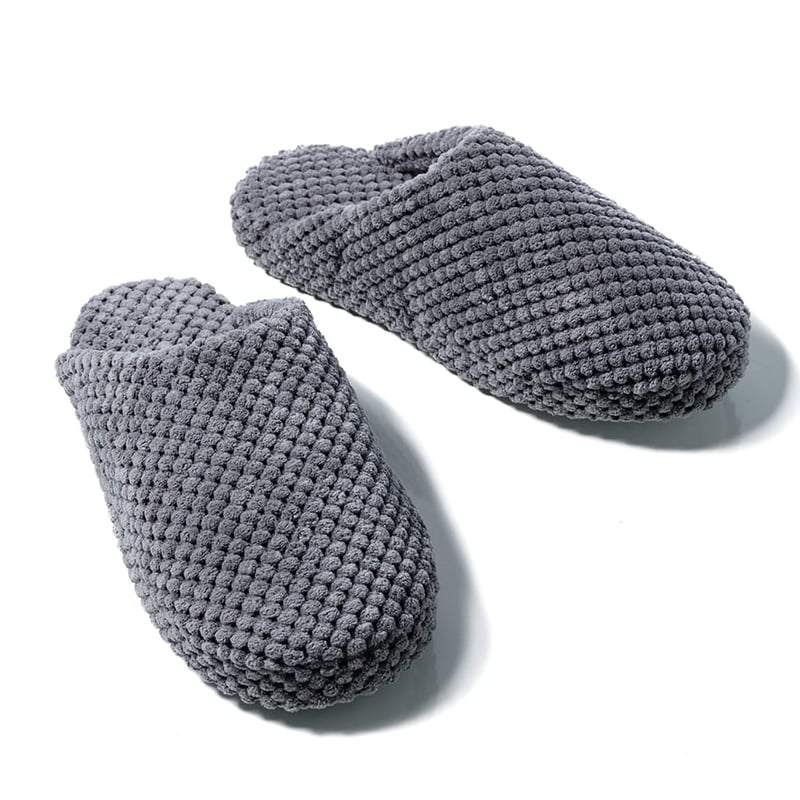 Slippers in Grey Poppy