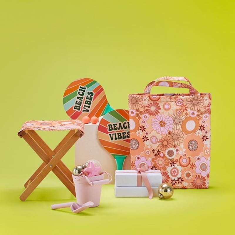 Beach Retro Floral Stool 