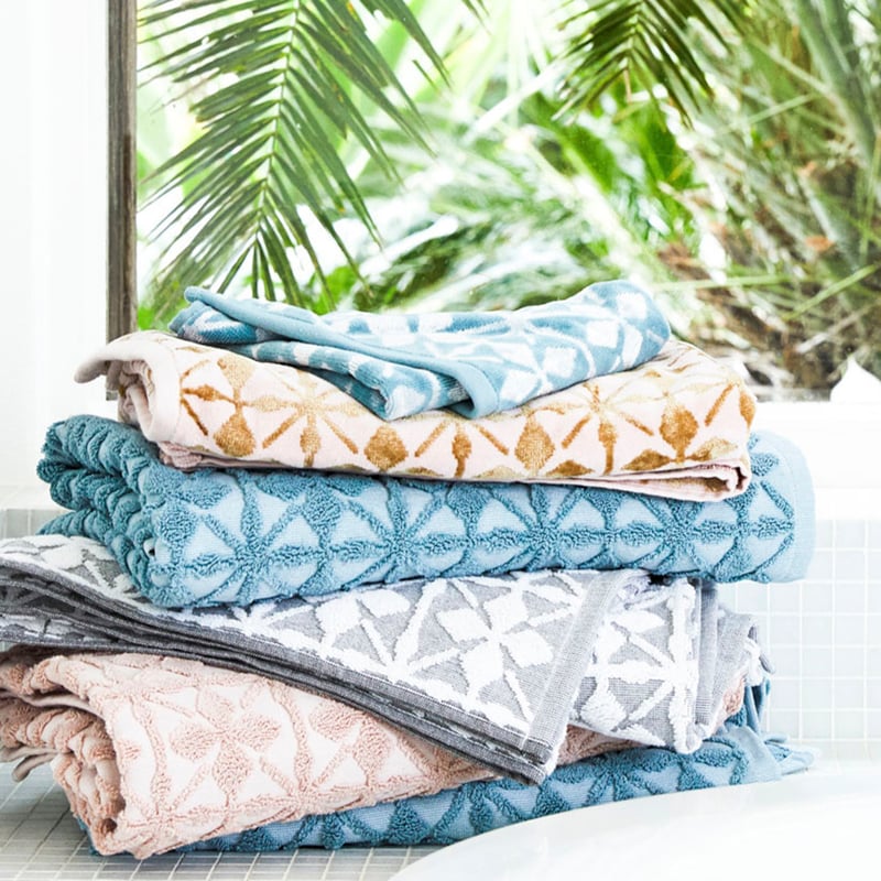 Marrakesh Textured Dusty Pink Towels