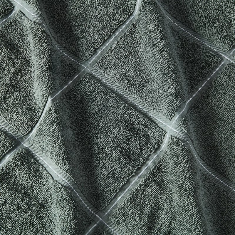 Chester Seagrass & White Towel Range